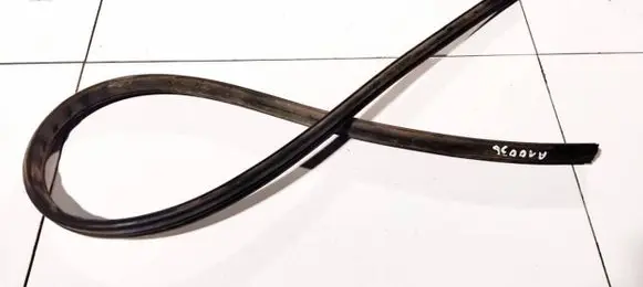 Ford Mondeo MK IV Rubber seal front coupe door 
