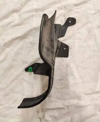 Volvo S60 Front mudguard 31497985