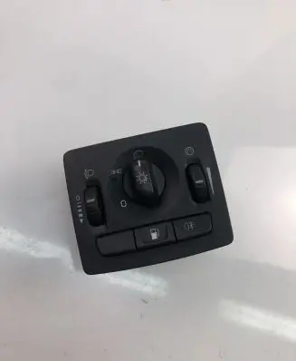 Volvo V50 Light switch 30669734