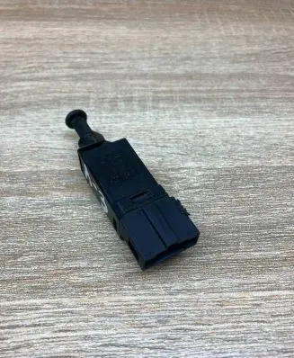 Volkswagen Golf IV Brake pedal sensor switch 1H0927189D