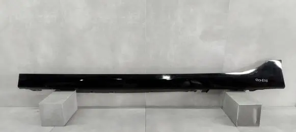 BMW 1 F40 Front sill (body part) 51777461381