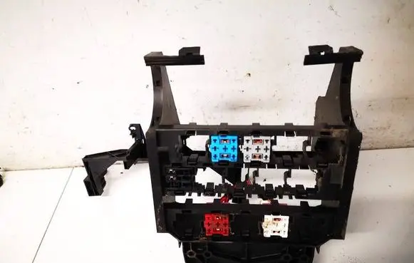 Skoda Praktik (5J8) Sensor 6q7907371