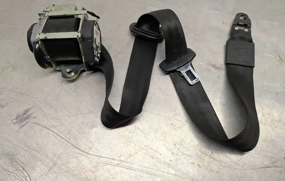 Audi Q7 4L Front seatbelt 4L1857706