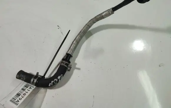 Toyota Avensis T250 Engine coolant pipe/hose 