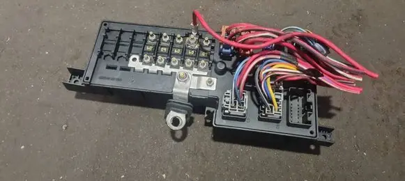 Volvo V70 Fuse module 8678449 020902163516 518787205