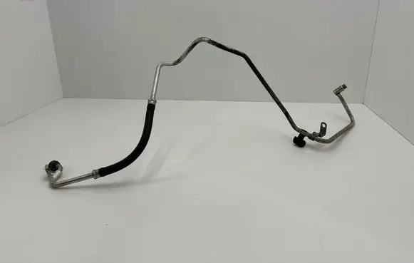 Jaguar XK - XKR Gearbox oil cooler pipe/hose 3W837R081AB