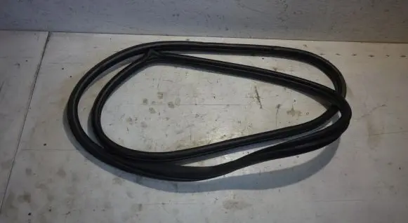 Mazda CX-7 Rear door rubber seal (on body) 