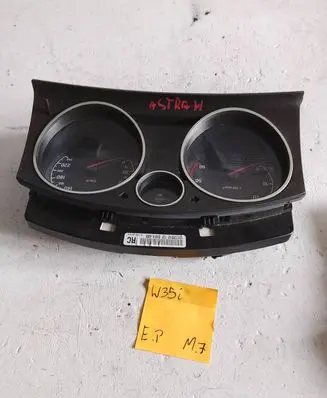 Opel Astra H Speedometer (instrument cluster) 13172012