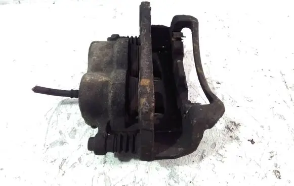 Chevrolet Captiva Front brake caliper