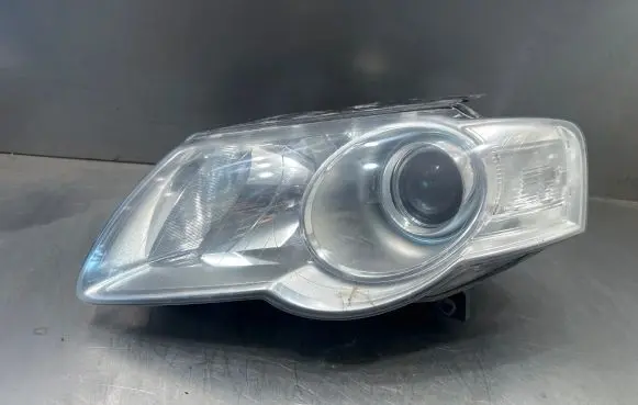 Volkswagen PASSAT B6 Headlight/headlamp 3C0941005J 1EL24701401