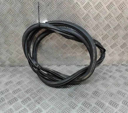 Rubber seal rear door