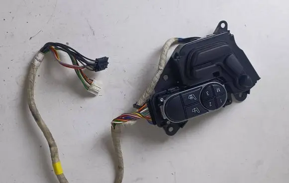 Mercedes-Benz SL R230 Seat control module A2308216551