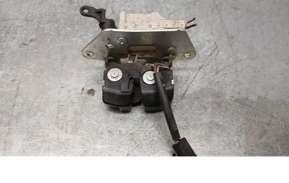 Fiat Stilo Tailgate/trunk/boot lock/catch/latch 
