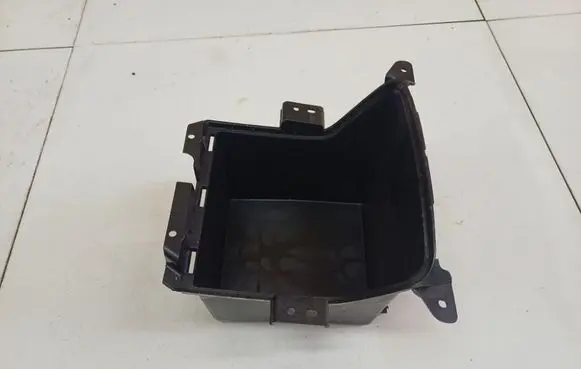 Peugeot 4007 Glove box 8010A143