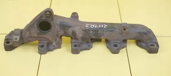 Opel Corsa E Exhaust manifold 55249434 B13DTR