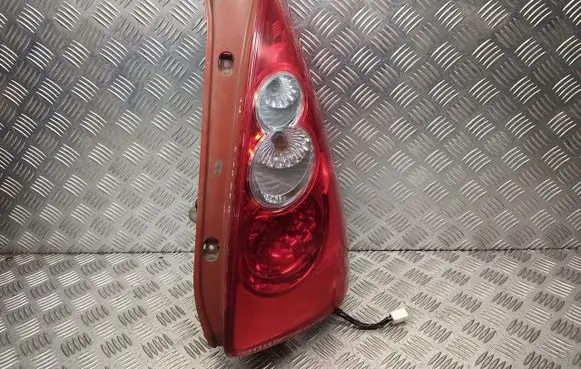 Mazda 5 Rear/tail lights set C23551150