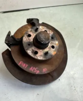 Fiat 125p Front wheel hub spindle knuckle 45454