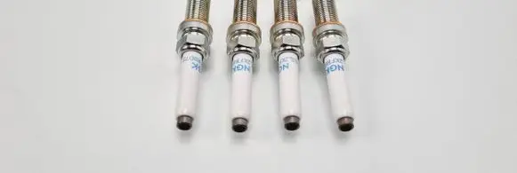 Mercedes-Benz SLC R172 Spark plug NGK95875 95875
