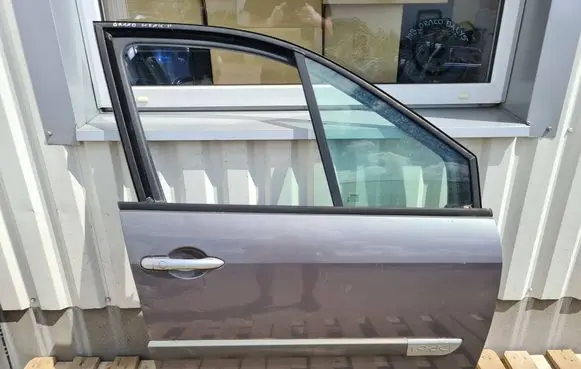 Renault Scenic II - Grand scenic II Front door