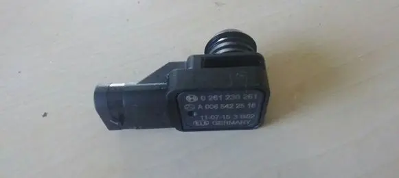 Mercedes-Benz E AMG W212 Other brake parts 0065422518 0261230261