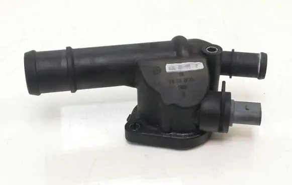 Volkswagen Golf V Engine coolant pipe/hose 03G121132B 06A919501A