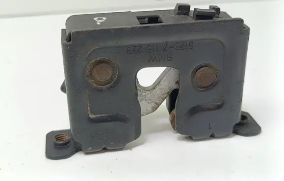 BMW 5 E60 E61 Engine bonnet/hood lock/catch 7115229 7115228