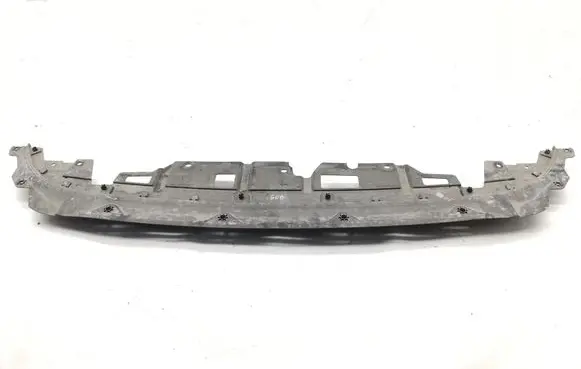 Front bumper skid plate/under tray