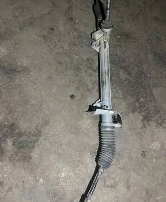 Nissan Qashqai+2 Steering rack 7654301