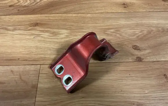 Ford Focus Tailgate/trunk/boot hinge 4M51N42900