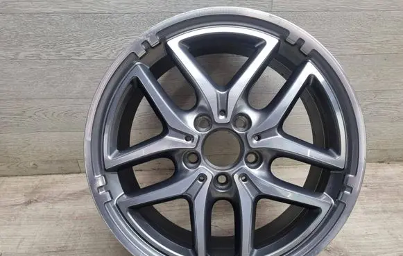 Mercedes-Benz B W246 W242 R17 alloy rim A2464011502