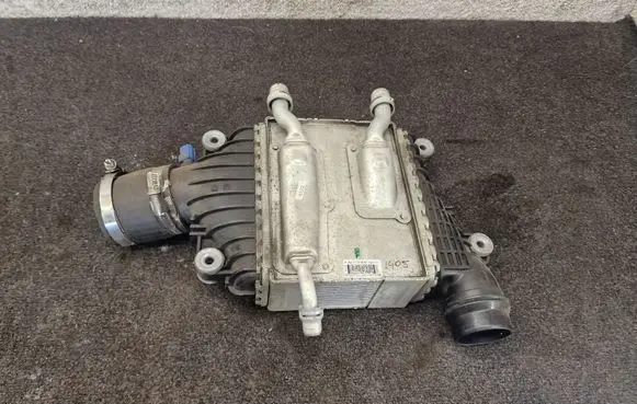 Jaguar F-Pace Intercooler radiator GX736K775AE