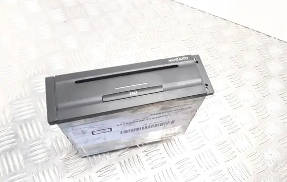 Navigation unit CD/DVD player