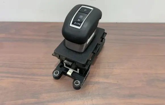 Mitsubishi Outlander IV Gear shifter/selector 2400A641 SBW002