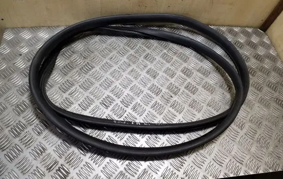 Audi A3 S3 8L Front door rubber seal 8L483172159M