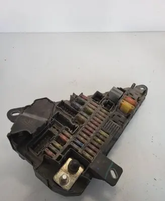 BMW 5 E60 E61 Fuse module 6906603