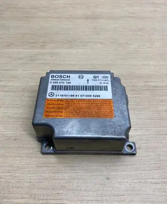 Mercedes-Benz CLS C219 Airbag control unit/module 2118701185 0285010146