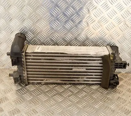 Ford Focus Intercooler radiator CV619L440VC X1436001