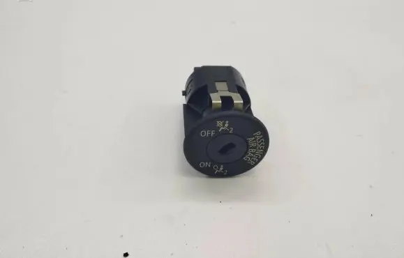 BMW 5 E60 E61 Passenger airbag on/off switch 6974643