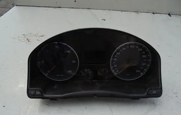 Volkswagen Golf V Speedometer (instrument cluster)