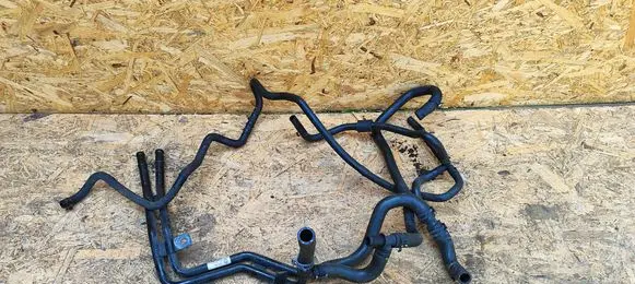 Audi A1 Engine coolant pipe/hose 6R0121070L
