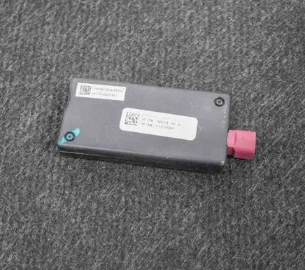 Tesla Model X Aerial antenna amplifier 103297400A