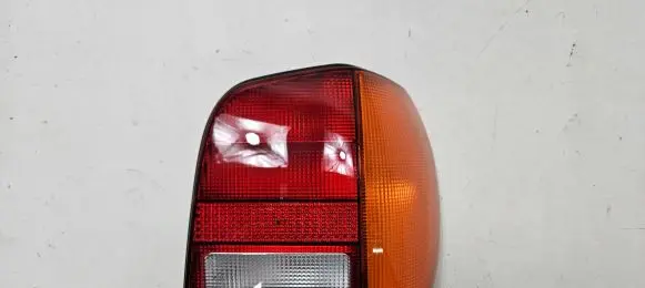 Volkswagen Polo III 6N 6N2 6NF Rear/tail lights
