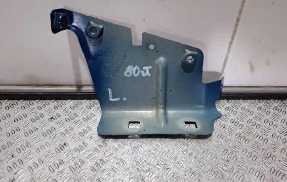 Renault Master III Fender mounting bracket