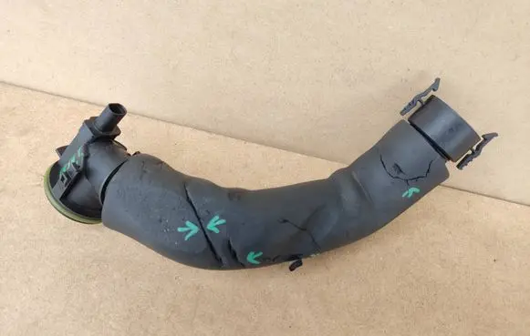 Breather/breather pipe/hose