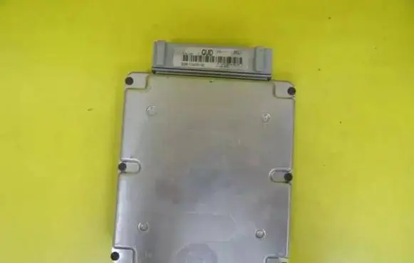 Ford Mondeo MK I Engine control unit/module 95BB12A650VB 95BB-12A650-VB