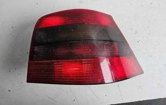 Volkswagen Golf IV Rear/tail lights 1J6945257