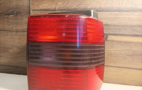 Volkswagen PASSAT B4 Rear/tail lights 3A9945257