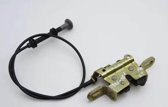 Ford Mondeo MK I Tailgate/trunk/boot lock/catch/latch 93BBA613D61AG