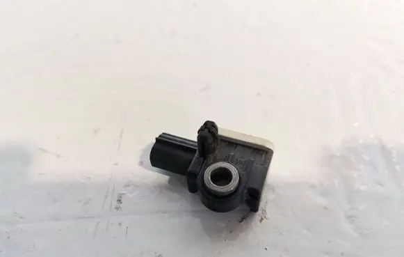 Ford Focus Airbag deployment crash/impact sensor CM5T14B006AA