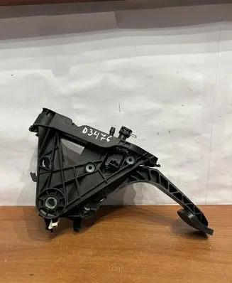 Volkswagen Golf VII Accelerator throttle pedal 5Q1721059 D3476